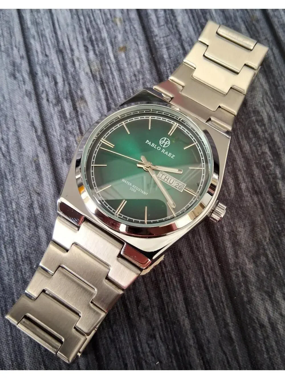 Pablo Raez Swiss‎ Design Mens Emerald Burst Men's Watch